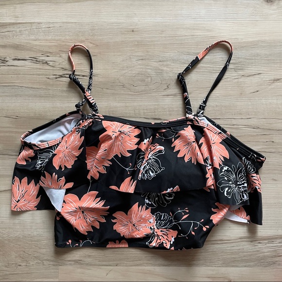 Shein Floral Bikini Swim Top - Picture 3 of 4